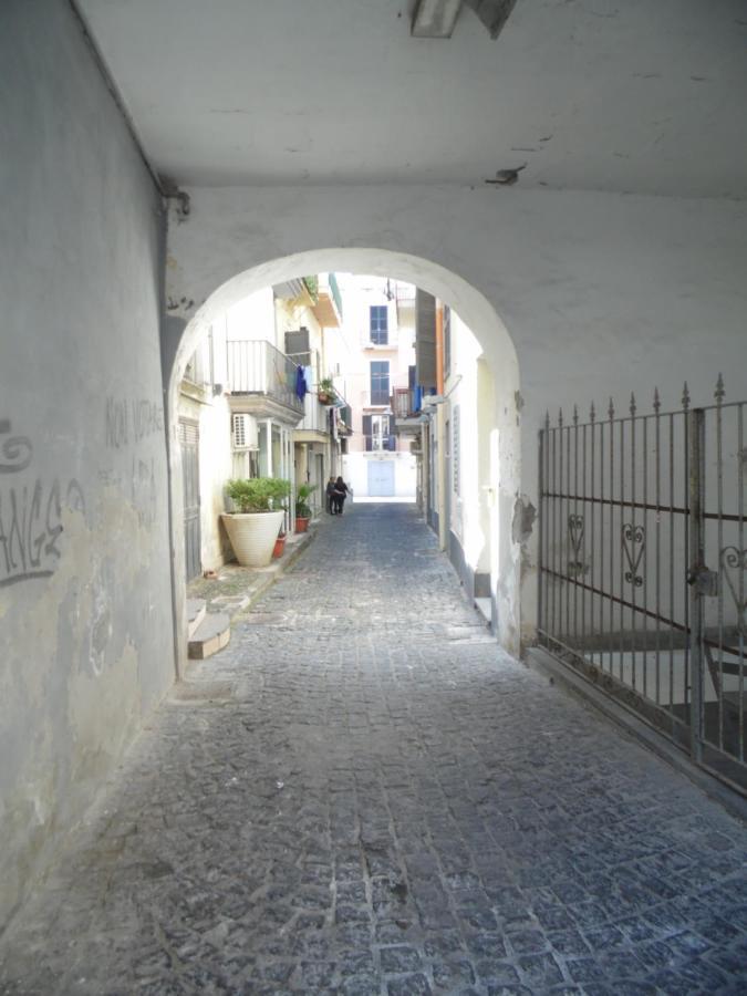 A Casa Di Monica Διαμέρισμα Ποτσουόλι Εξωτερικό φωτογραφία